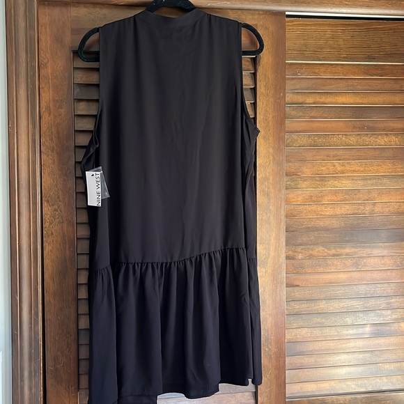 Button Front Ruffle Black Hem Dress - Picture 2 of 5